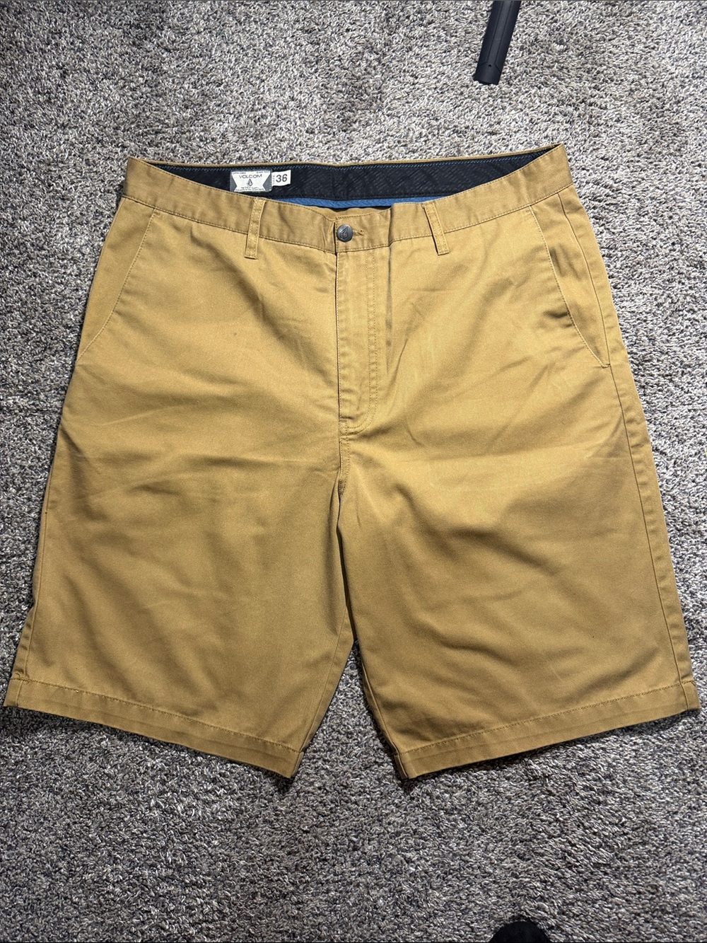 Volcom men’s shorts size 36 (small stain on rear pocket)
